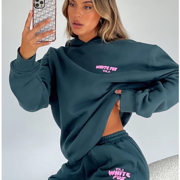 White Fox Offstage Hoodie Pine - Picture 5 of 11